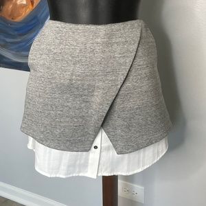 Intermix Grey/White Layered Skirt w/ Pockets Size Small 74% Cotton